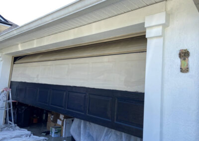 Garage door painting service St. Augustine Multicolorpaint