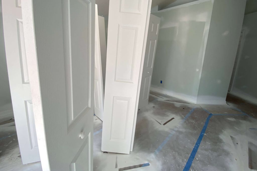 What paint to use interior doors?