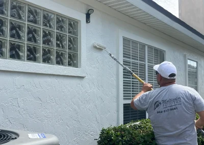 Exterior house painting-process with roller localpainter florida
